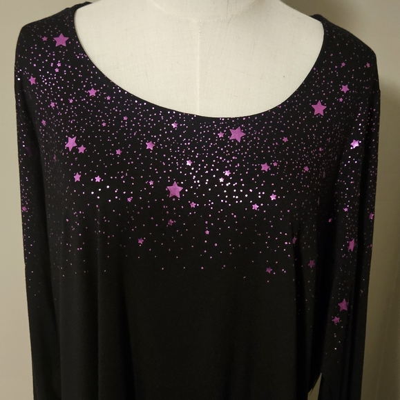 NWT Karen Kane Star Print Plus Size Top: Black W/Purple: Size- 1X - Picture 3 of 13